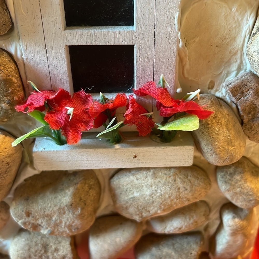 Bird House w Flowers and Rocking Chair Red Platform - Picture 6 of 15